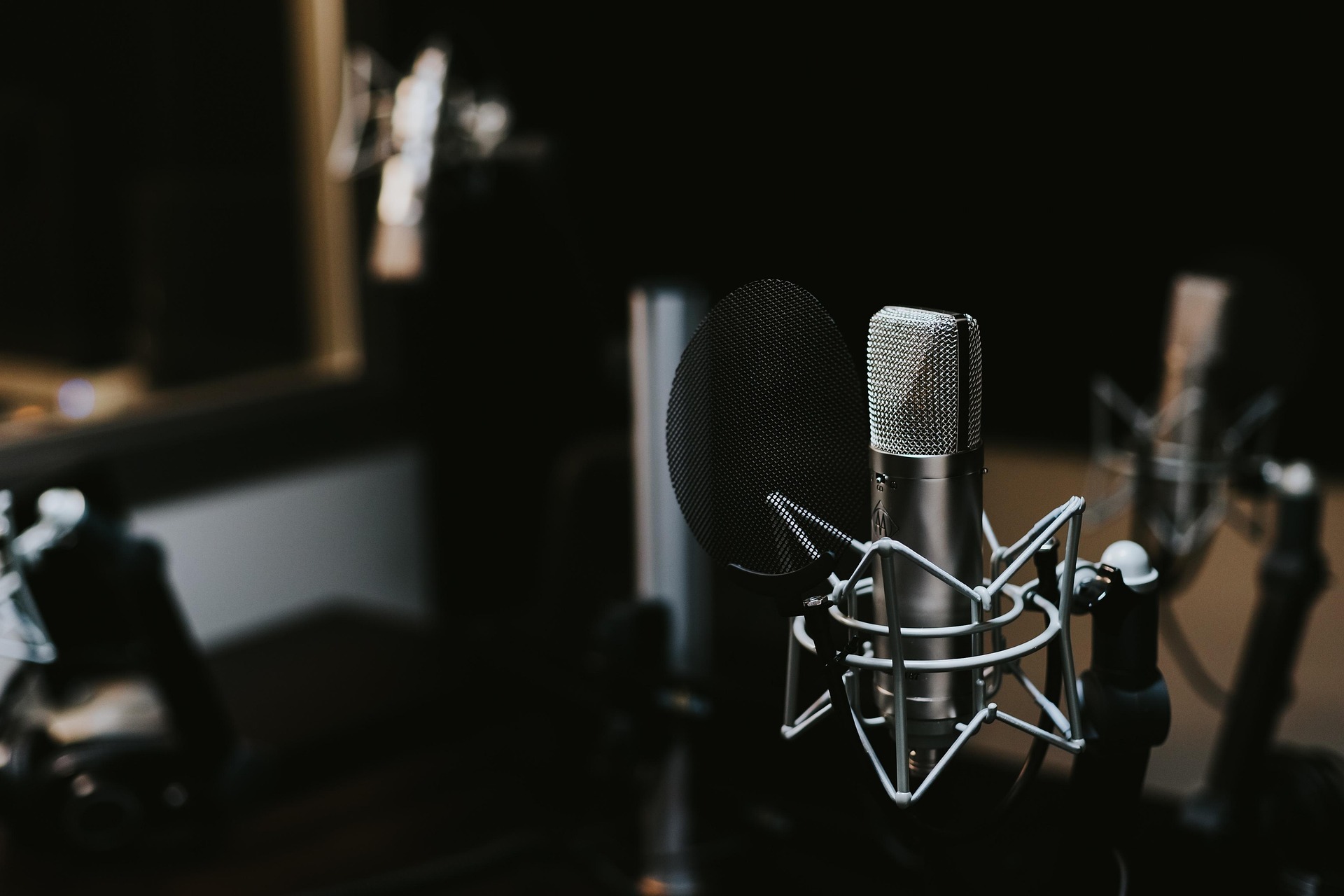 pexels-recording-studio-1869560_1920.jpg